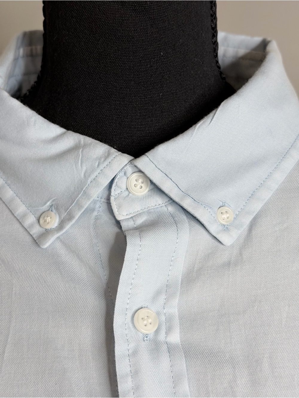 Banana Republic Men's XL Slim Solid Blue Long Sleeve Button-Up Button-Down